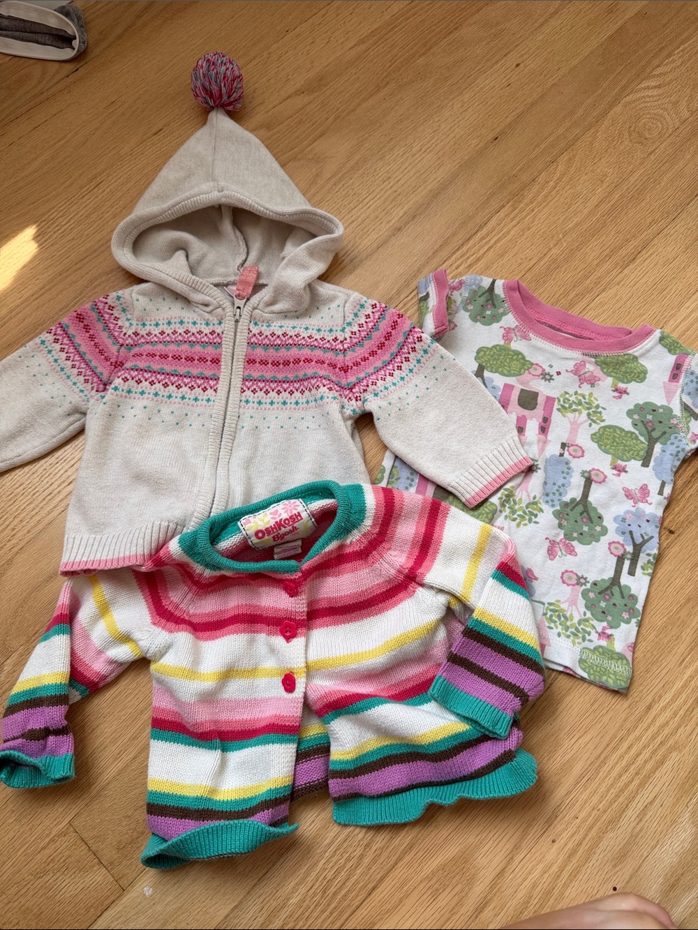 Oshkosh and Old Navy 3-6m baby girl bundle